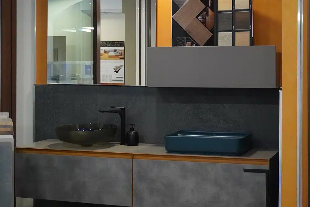 arredo e mobili bagno moderni a torino