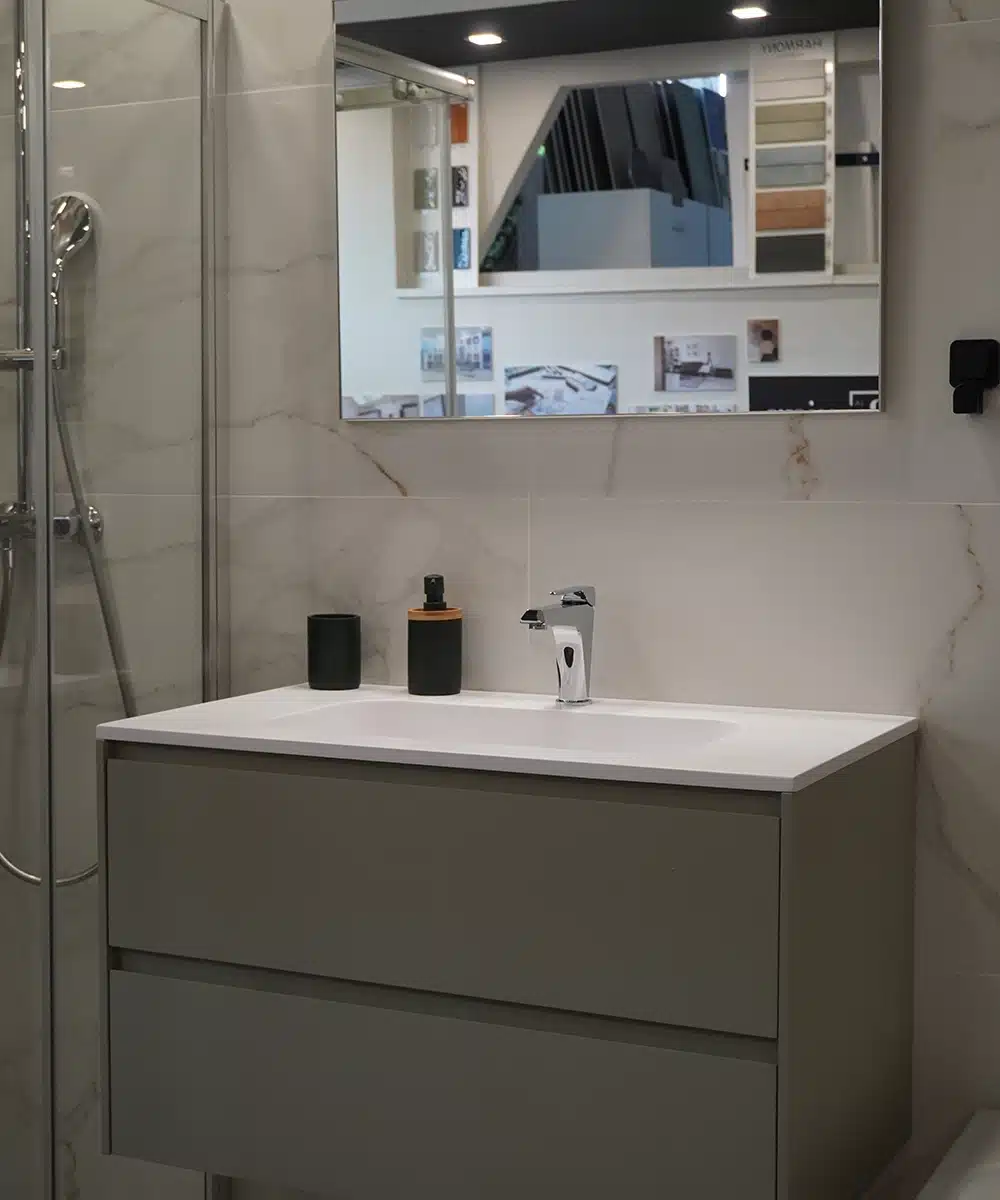 mensole e mobili bagno moderni a torino